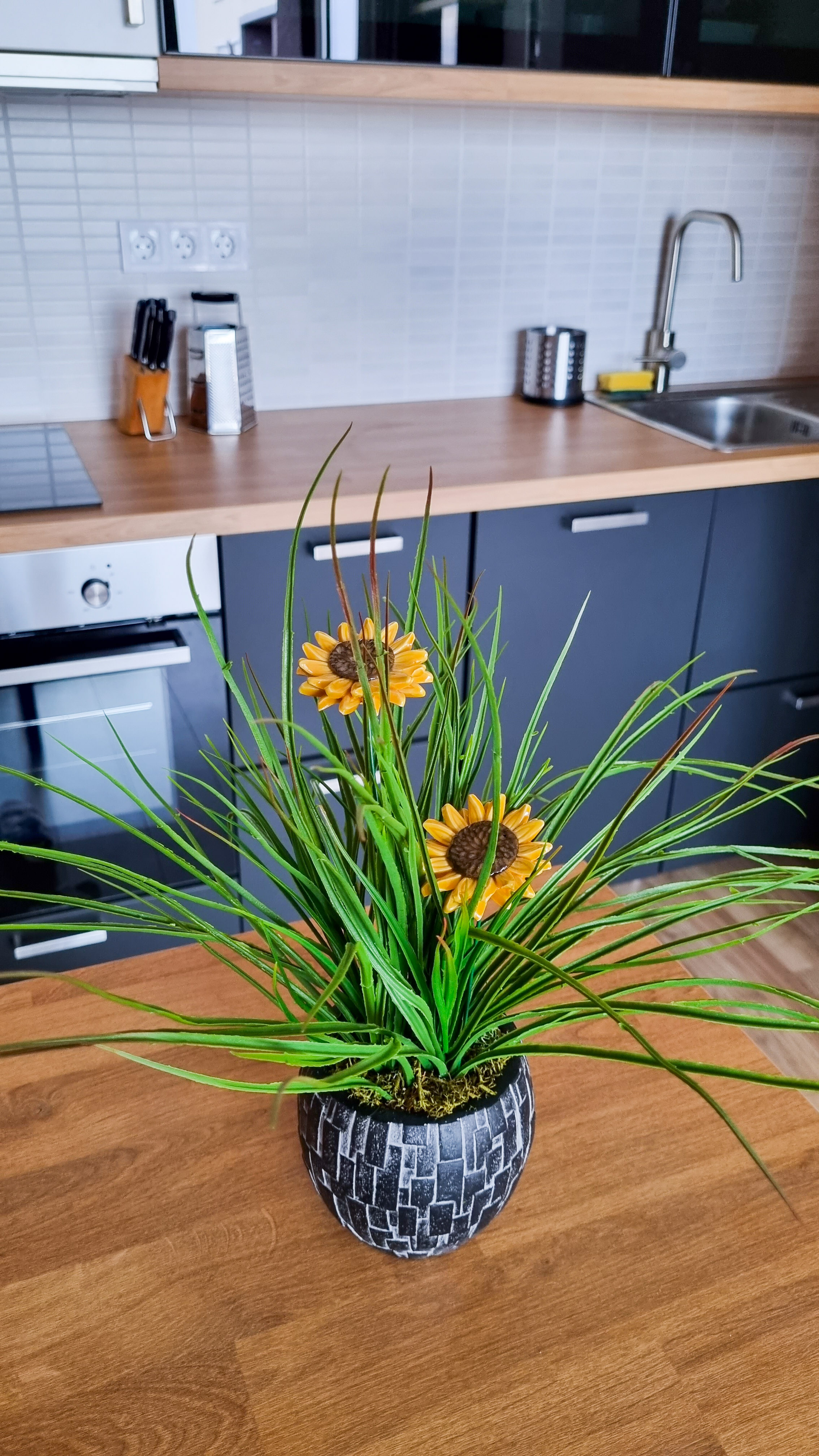ceramic sunflowers in the kitchen