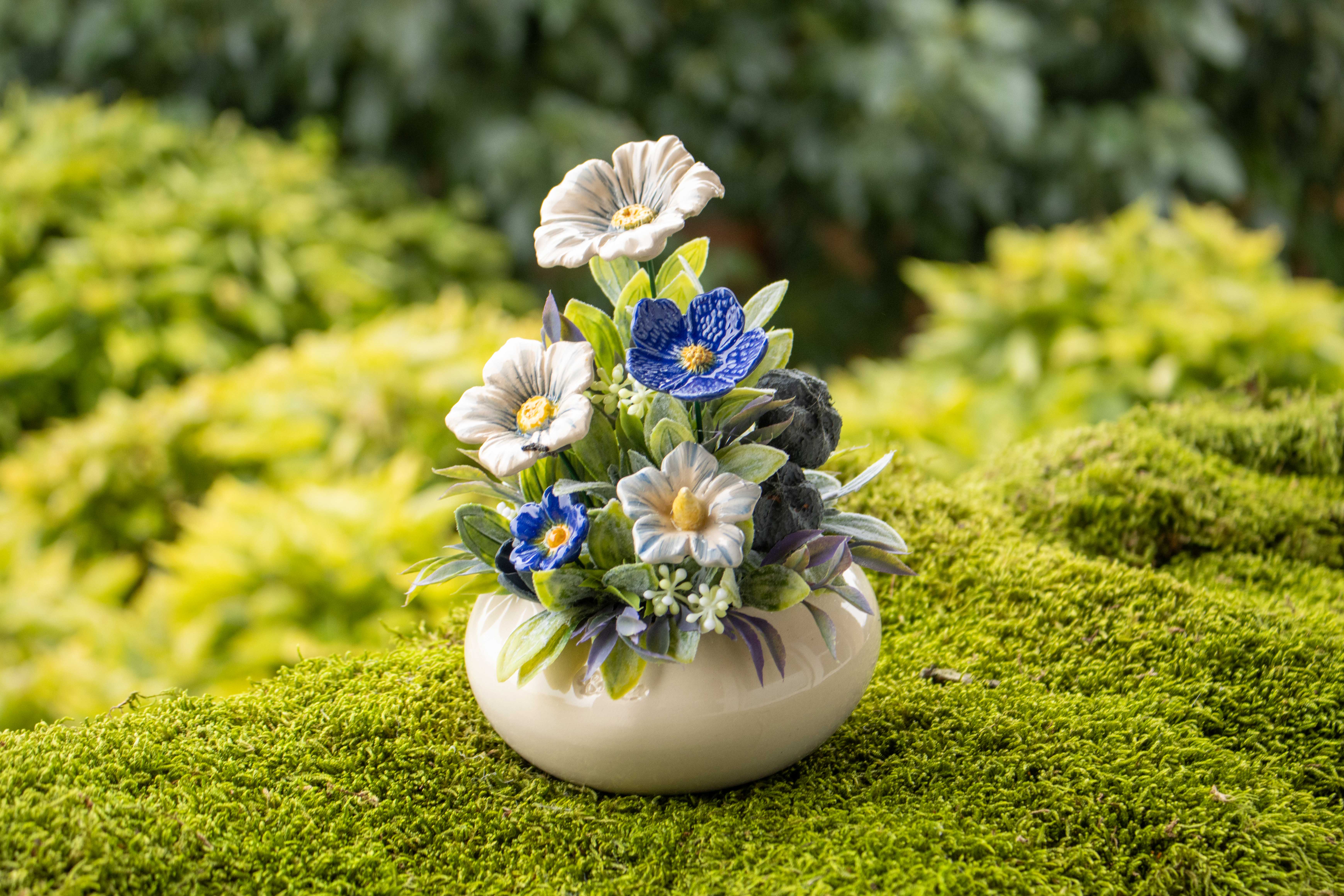 ceramicflower table decoration