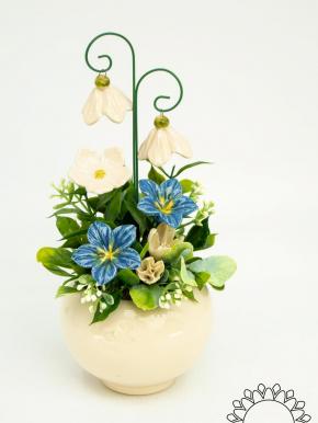 Small Centerpiece with Hanging Bellflower 