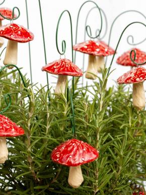 Hanging Mushroom