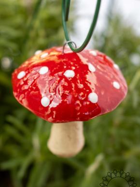 Hanging Mushroom - Red
