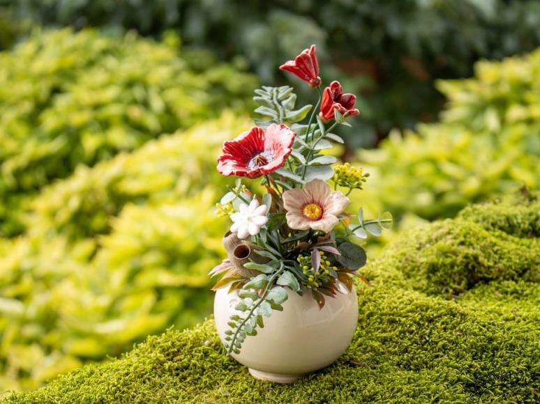 Small Centerpiece with Garden Poppy