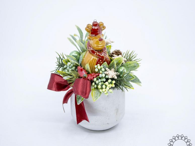 Christmas Small Centerpiece with Reindeer