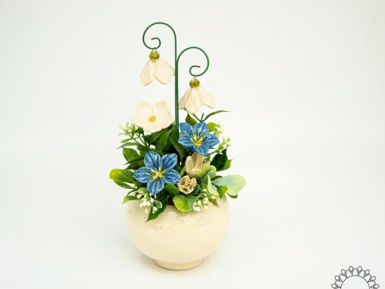 Small Centerpiece with Hanging Bellflower 