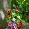  Medium Centerpiece with Strawberry